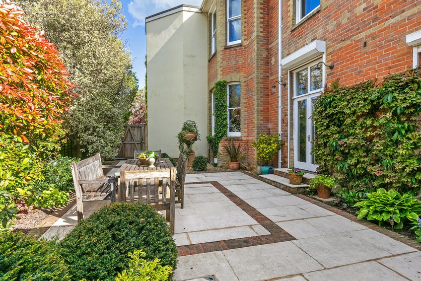 Property for sale in Christchurch Road, Winchester, SO23 (Ref 3541